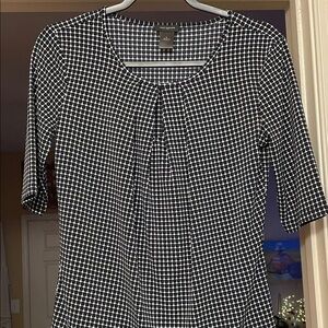 Ann Taylor Black & White Grid Scoop Neck Top